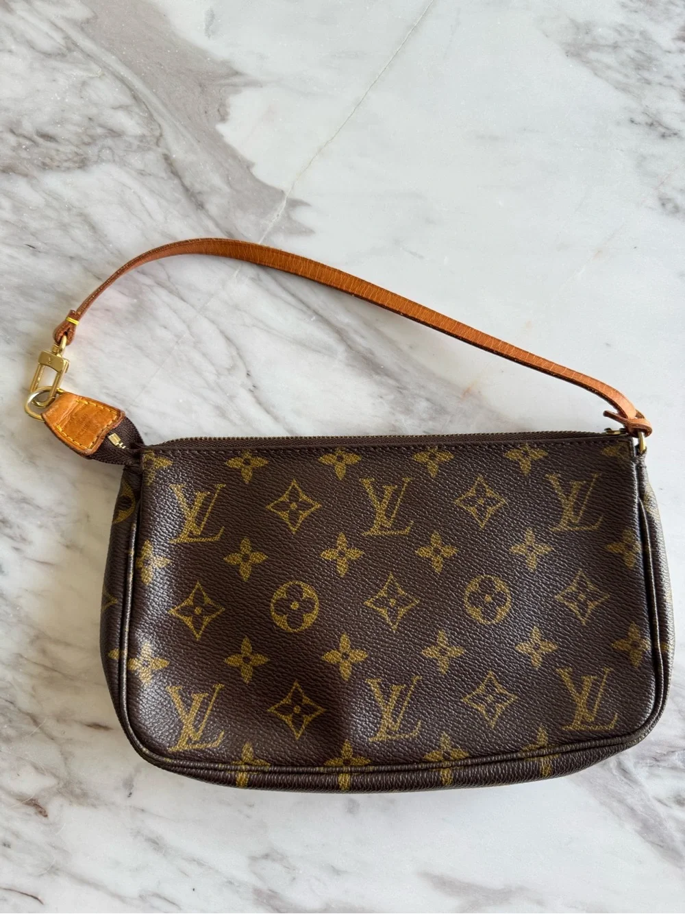 Louis Vuitton Monogram Pochette